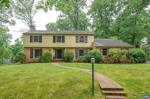 109 Sturbridge Rd, Charlottesville, VA 22901