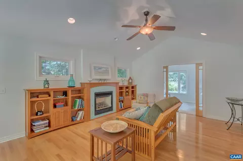42 Brougham Rd, Palmyra, VA 22963 photo 6