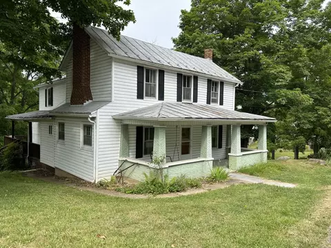 29 Tye River Tpke, Steeles Tavern, VA 24476
