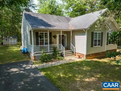 131 Pinehurst Dr, Gordonsville, VA 22942