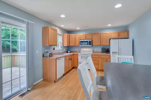2 Riverside Dr, Palmyra, VA 22963 photo 8
