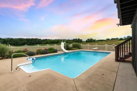 11 Jaspers Ln, Stuarts Draft, VA 24477 photo 4