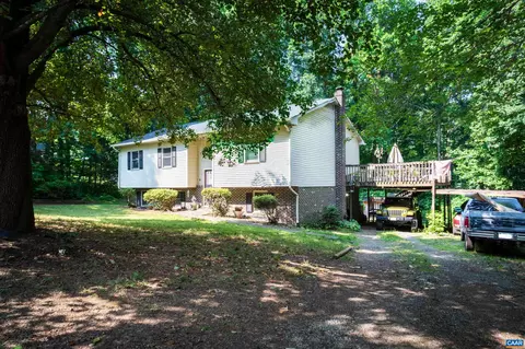 49 Fairlane Cir, Stanardsville, VA 22973