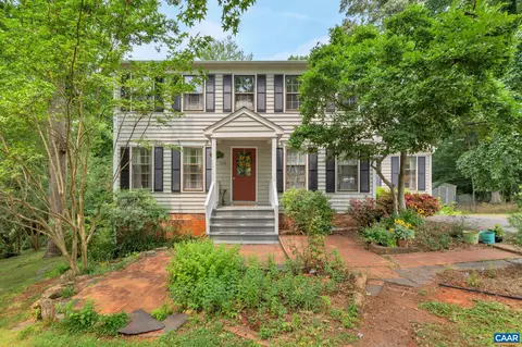 1608 Farm Brook Pl, Charlottesville, VA 22901