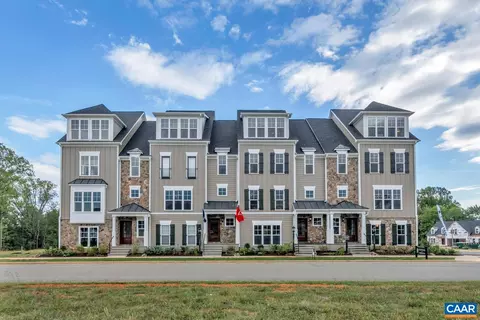 3514 Rowcross St, Crozet, VA 22932
