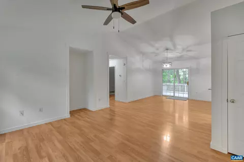 14 Hatchechubee Rd, Palmyra, VA 22963 photo 7