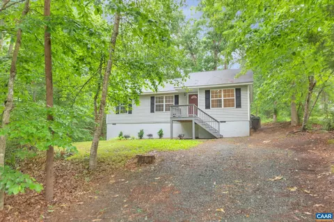 14 Hatchechubee Rd, Palmyra, VA 22963 photo 2