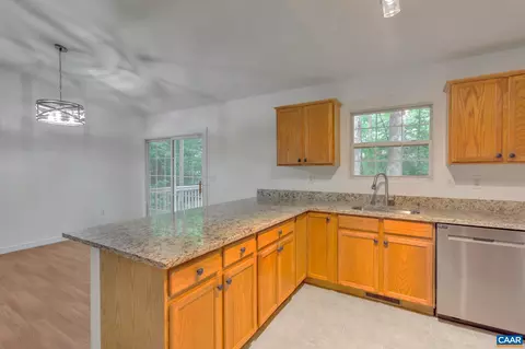 14 Hatchechubee Rd, Palmyra, VA 22963 photo 13