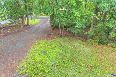 14 Hatchechubee Rd, Palmyra, VA 22963 photo 4