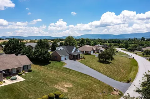 86 Gloucester Rd, Stuarts Draft, VA 24477 photo 68