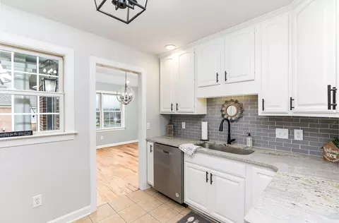 86 Gloucester Rd, Stuarts Draft, VA 24477 photo 19
