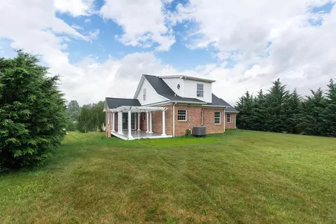 86 Gloucester Rd, Stuarts Draft, VA 24477 photo 59