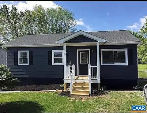 82 Valley View Dr, Mount Sidney, VA 24467