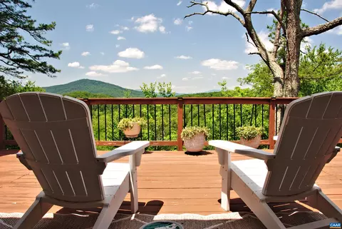 21 Bridgeport Ln, Schuyler, VA 22969