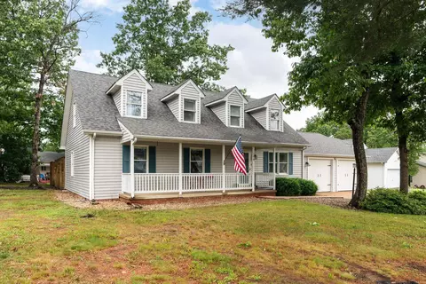 189 Forest Dr, Stuarts Draft, VA 24477