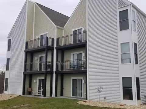 1366 Hunters Rd #D, Harrisonburg, VA 22801