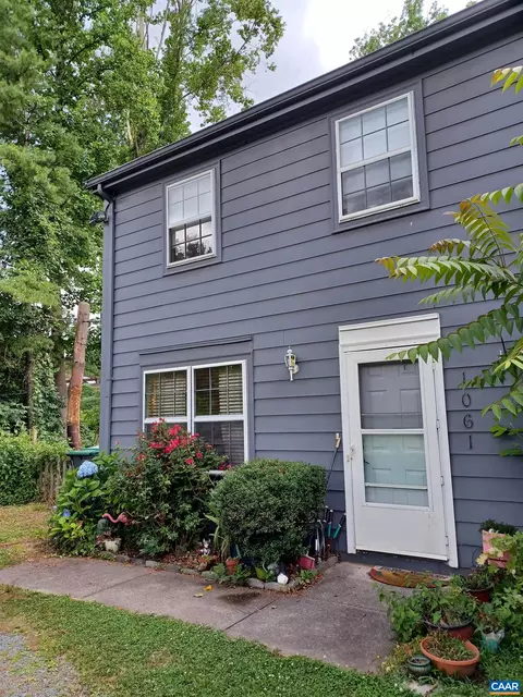 1061 5th St SW, Charlottesville, VA 22902