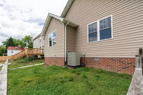 848 Grayson Ave, Waynesboro, VA 22980 photo 42