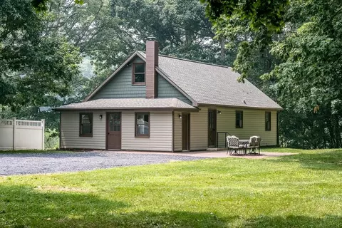 56 Wise Hill Ln, Mount Crawford, VA 22841