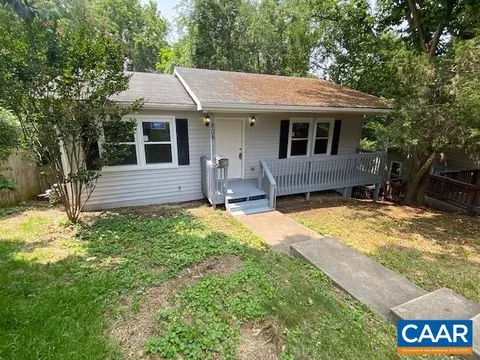 805 Highland Ave, Waynesboro, VA 22980