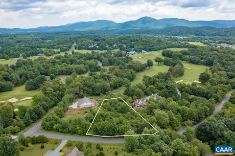 53 Cedar Meadow Dr, Nellysford, VA 22958