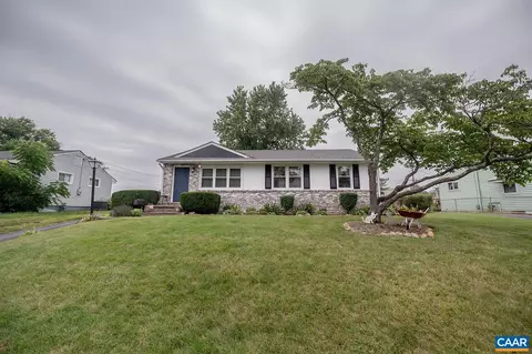 113 Edward Ave, Waynesboro, VA 22980