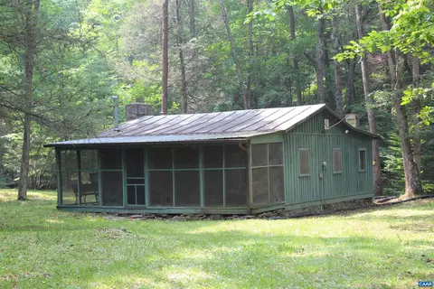 2398 Old Parkersburg Tpke, Deerfield, VA 24432