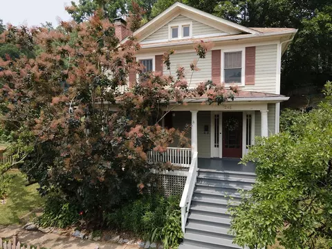 245 Churchville Ave, Staunton, VA 24401