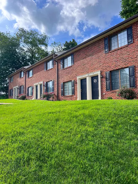 208 Straith St, Staunton, VA 24401