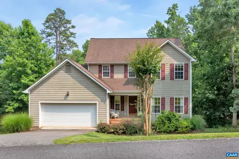 1627 Stoney Creek Dr, Charlottesville, VA 22902