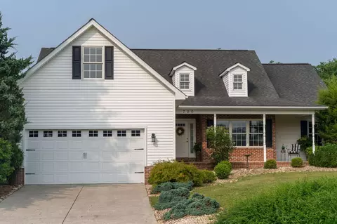 720 Three Leagues Rd, Mcgaheysville, VA 22840