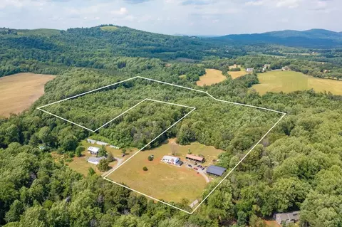 1110 Bishop Hill Rd, Charlottesville, VA 22902