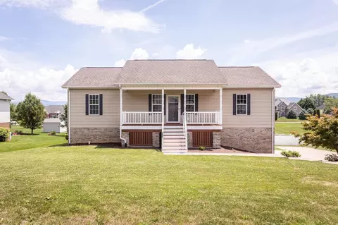 257 Kensington Dr, Elkton, VA 22827