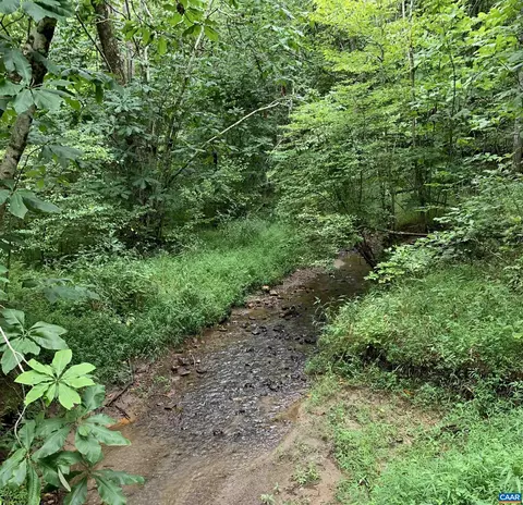 89 Ac Glade Rd, Lovingston, VA 22949