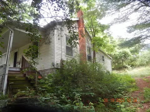 3307 S Main St, Toms Brook, VA 22660