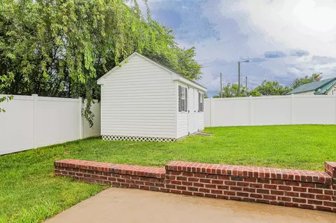 21 Stuart Ave, Stuarts Draft, VA 24477 photo 22