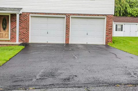 21 Stuart Ave, Stuarts Draft, VA 24477 photo 5