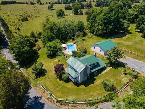10 Todd Rd, Mount Sidney, VA 24467 photo 2