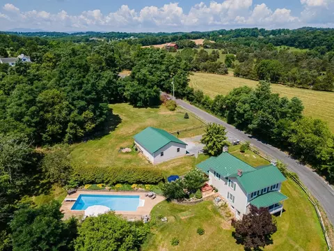 10 Todd Rd, Mount Sidney, VA 24467 photo 3