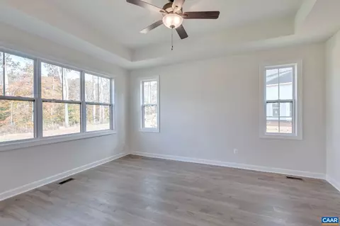 70 Pine Shadow Ct, Troy, VA 22974 photo 17