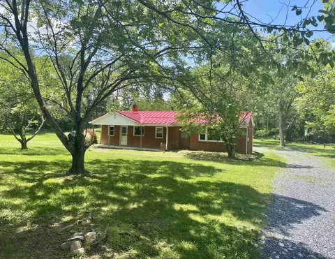 465 Harriston Rd, Grottoes, VA 24441