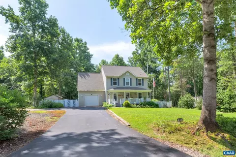 33 Begum Rd, Palmyra, VA 22963