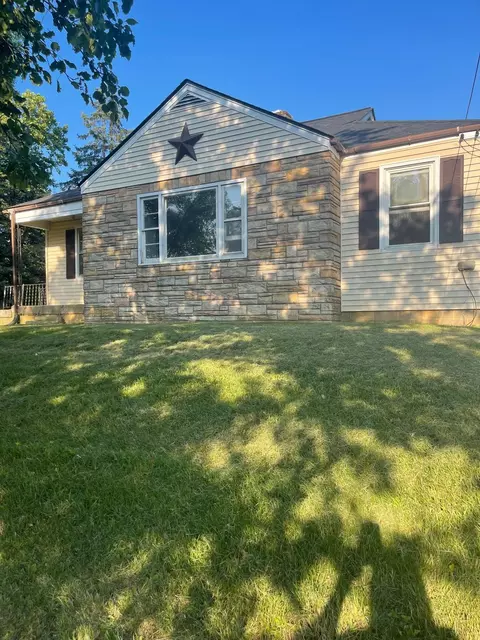 216 Eidson Creek Rd, Staunton, VA 24401