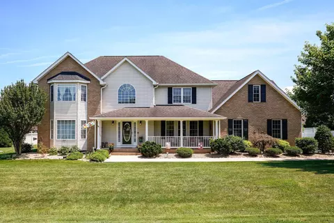 36 Sophia Ct, Fishersville, VA 22939