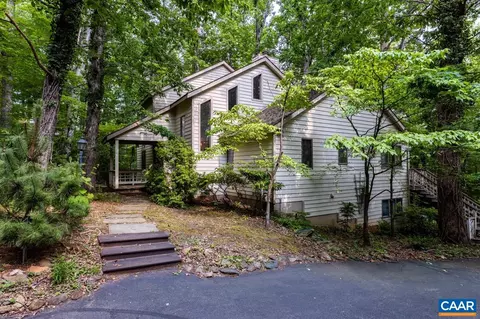 122 Shingle Oak Ln, Nellysford, VA 22958