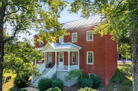 2588 Seven Fountains Rd, Fort Valley, VA 22652