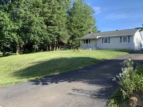 312 Mt Pisgah Rd, Mount Sidney, VA 24467