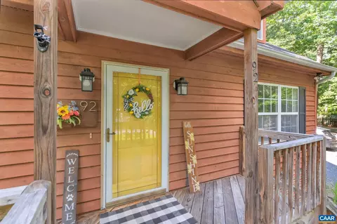 92 Riverside Dr, Palmyra, VA 22963 photo 2