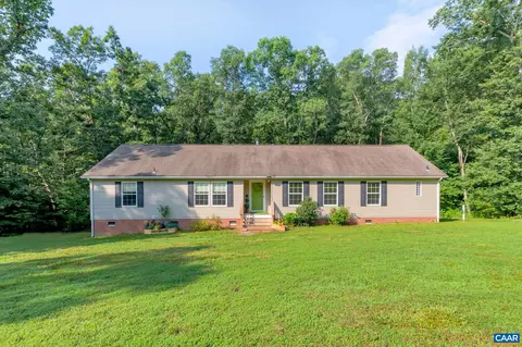 10863 James Madison Hwy, Palmyra, VA 22963