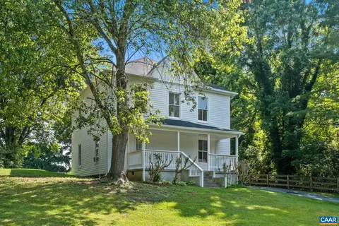 4682 Maury River Rd, Rockbridge Baths, VA 24473